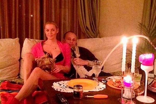 Бывший любовник потребовал от Волочковой 30 миллионов за причиненный ущерб