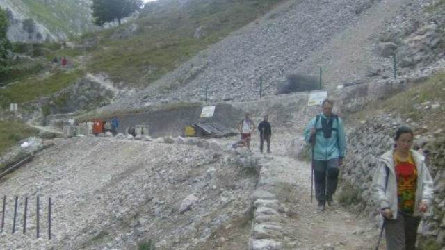 Российский пенсионер упал замертво на горном маршруте в Испании