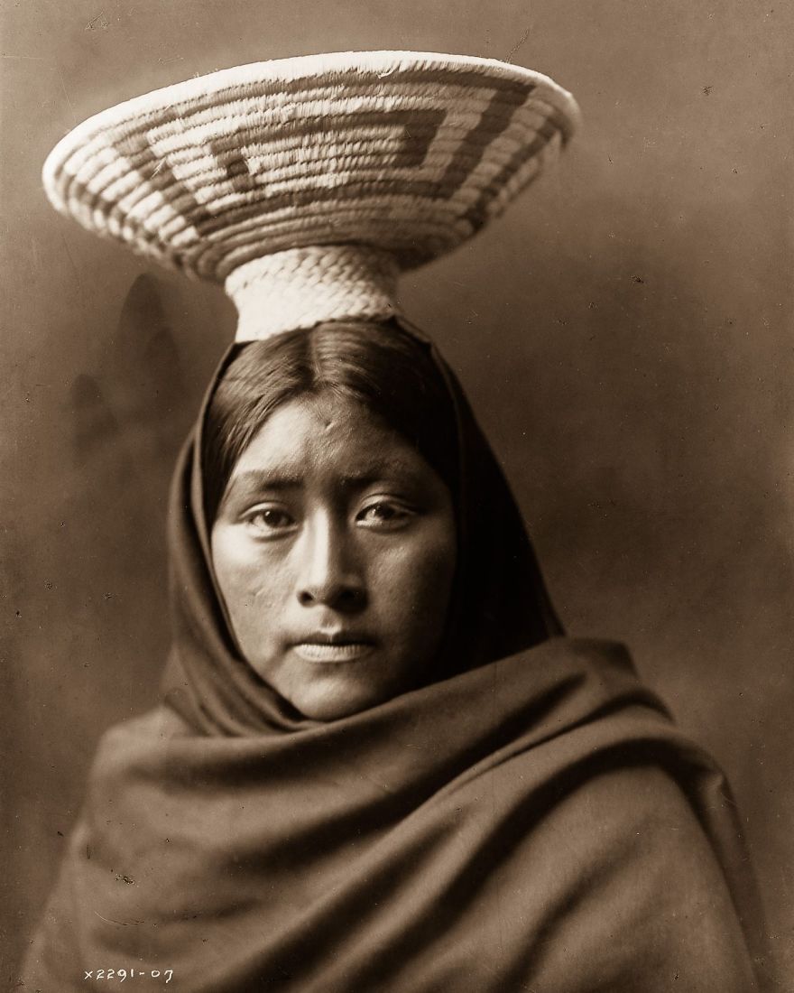 Редкие фотографии 1900-х годов показывают, как жили индейцы еще 100 лет назад