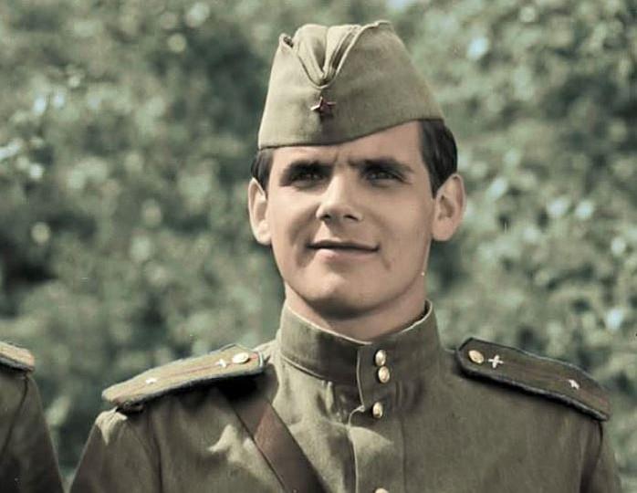 Сергей Подгорный. Кадр из фильма «В бой идут одни «старики», 1974 г.