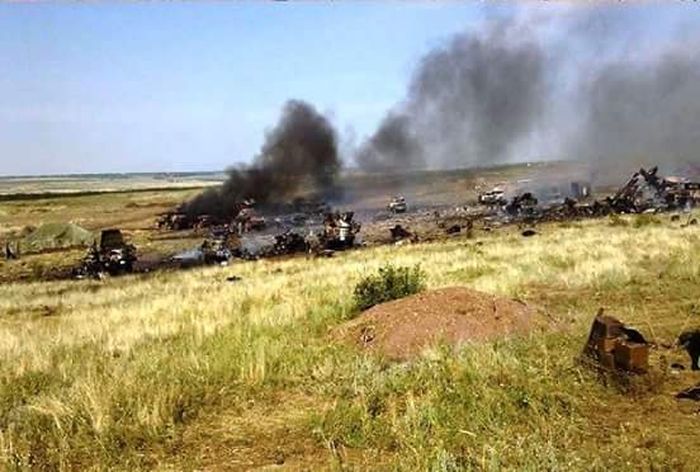 Хохлы выдают свою подбитую технику за уничтоженную технику российской ЧВК Хохлы выдают свою подбитую технику за уничтоженную технику российской ЧВК