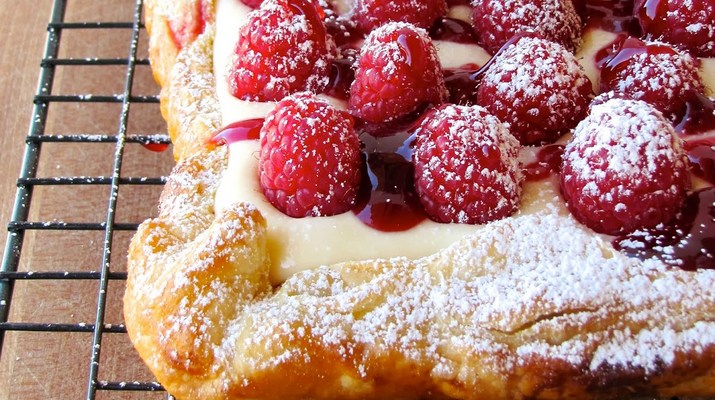 Rustic Raspberry Lemon Cheesecake Tart 2