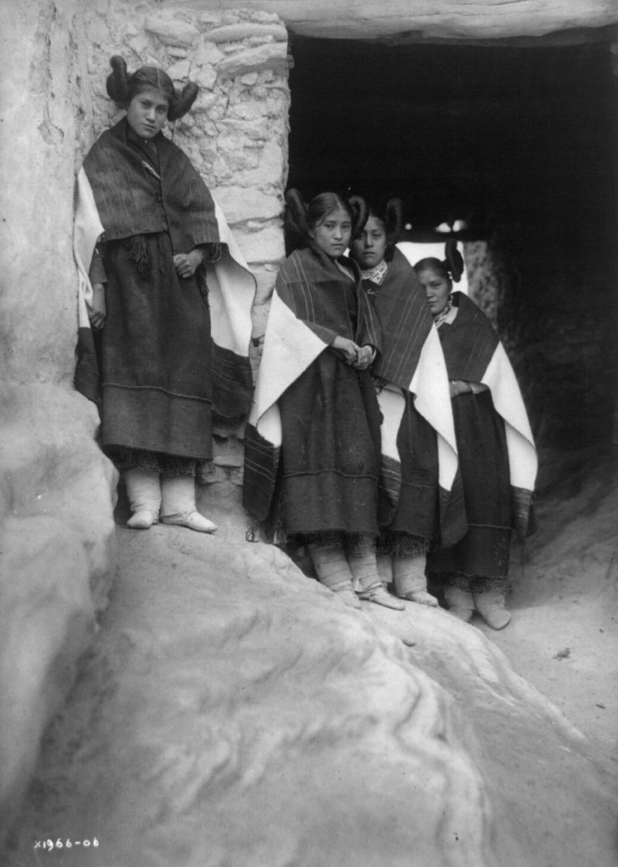 Редкие фотографии 1900-х годов показывают, как жили индейцы еще 100 лет назад
