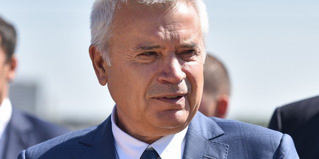 Алекперов за равный подход государства к нефтяникам Алекперов за равный подход государства к нефтяникам