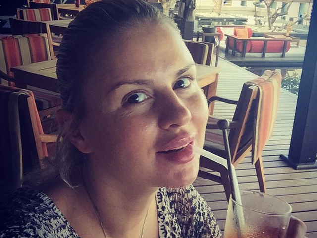 Анна Семенович удивила поклонников фотографией без макияжа Анна Семенович удивила поклонников фотографией без макияжа
