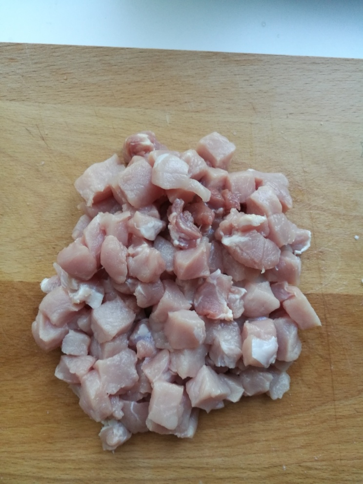 Жаркое из свинины с солеными огурчиками