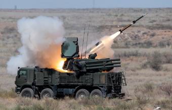 Сирийские ПВО отразили новую ракетную атаку Сирийские ПВО отразили новую ракетную атаку