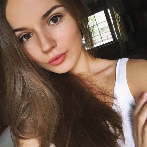 Милые девушки (50 фото) Милые девушки (50 фото)