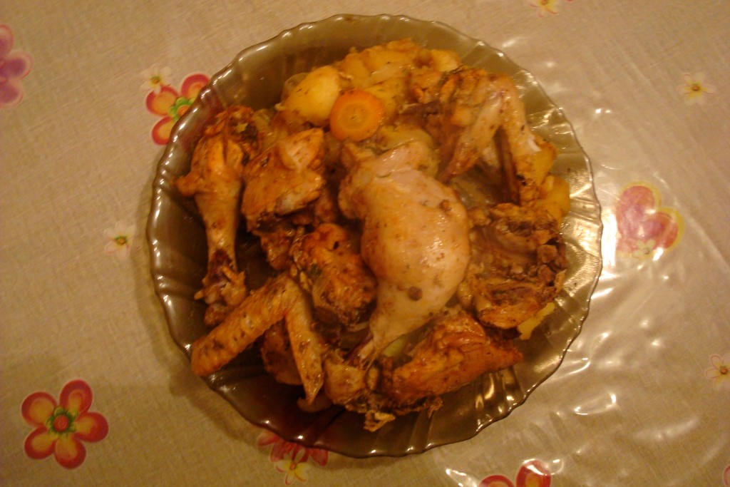 Картошка с шампиньонами с курицей в духовке рецепт пошагово Картошка с шампиньонами с курицей в духовке рецепт пошагово