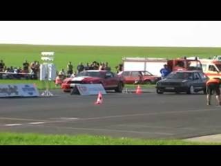 Golf 2 VR6 Bi-turbo VS Ford Mustang GT 500 Golf 2 VR6 Bi-turbo VS Ford Mustang GT 500
