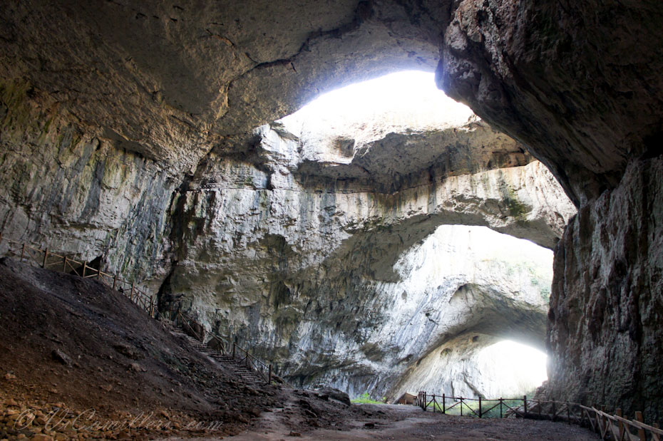 Болгария. Пещера Деветашка