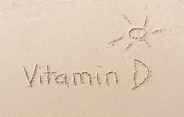 Нехватка витамина Д, который вырабатывается под воздействием солнечного света, особенно актуальна для жителей России, ведь в «российском» году меньше всего солнечных дней