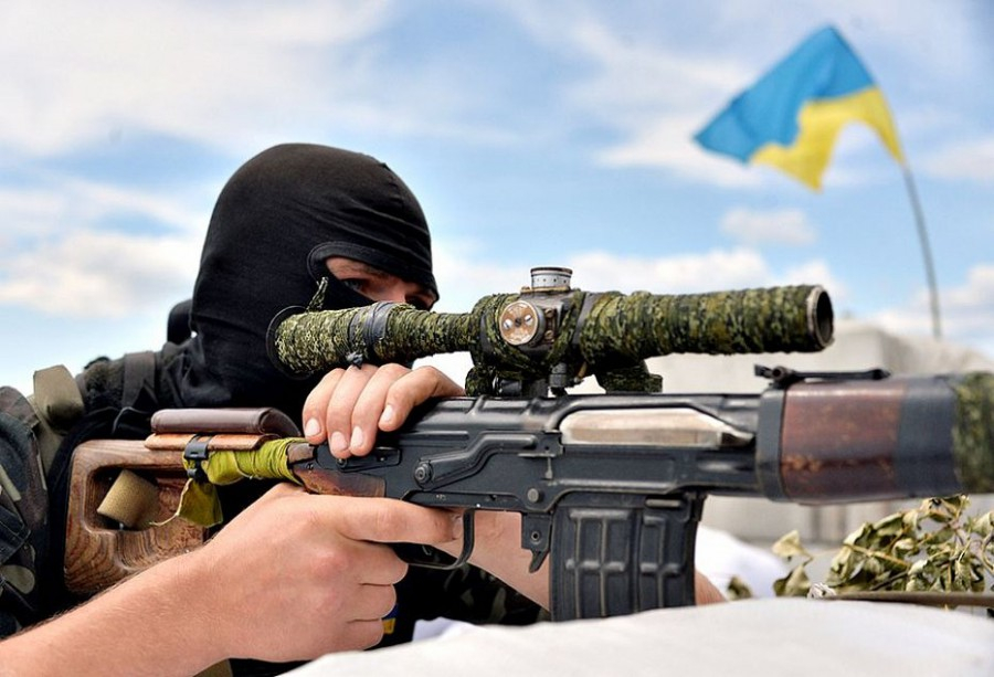 Снайперы, тяжёлая артиллерия, беспилотники — «перемирие» по-украински: сводка с Донбасса (ВИДЕО)