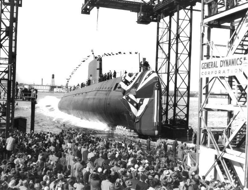 первая атомная подводная лодка построенная в сша в 1964 первая атомная подводная лодка построенная в сша в 1964