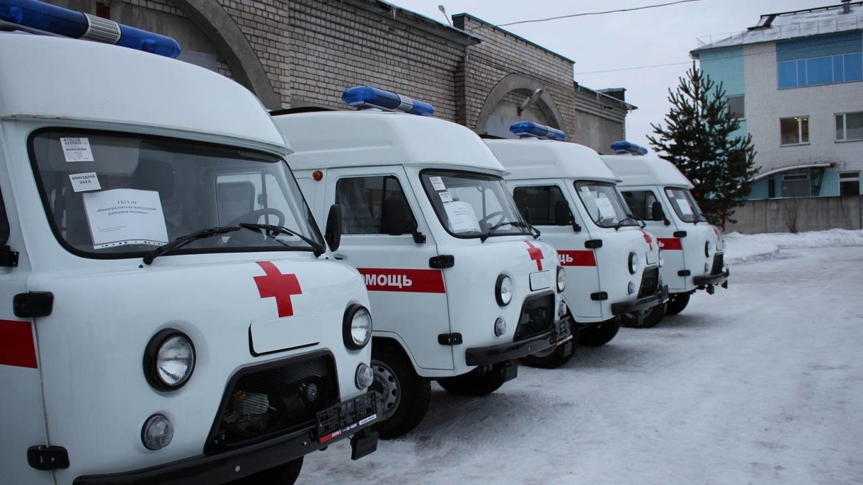 Медики Архангельской области получили пять новых скорых в рамках утвержденной Путиным программы