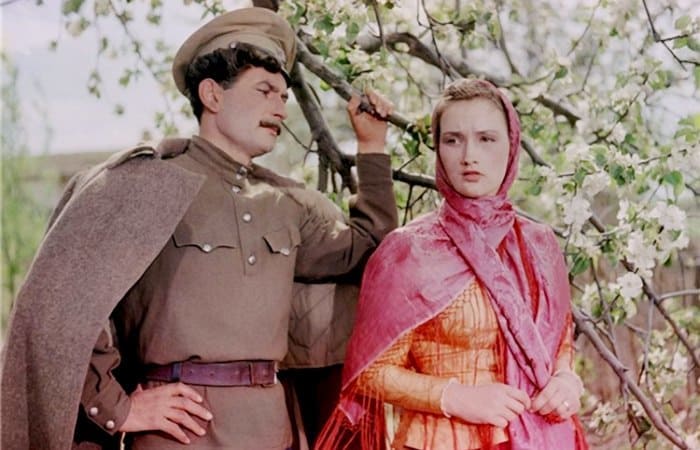 Кадр из фильма *Тихий Дон*, 1957 | Фото: kino-teatr.ru Кадр из фильма *Тихий Дон*, 1957 | Фото: kino-teatr.ru
