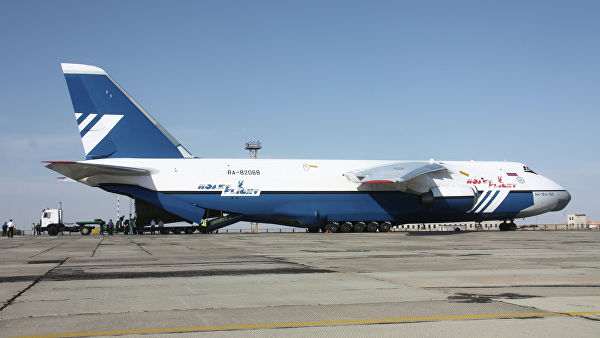Самолет Ан-124-100 Руслан Самолет Ан-124-100 Руслан