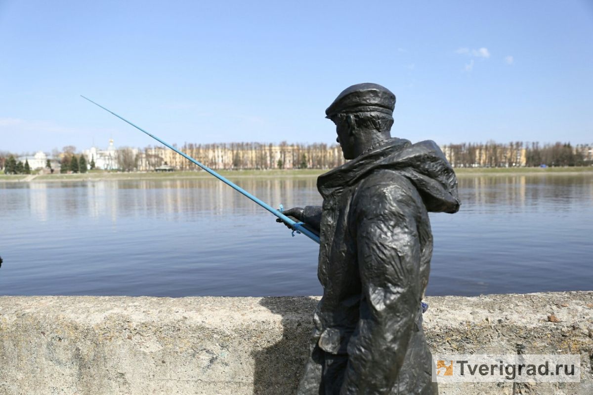 скульптура рыбака тверь скульптура рыбака тверь