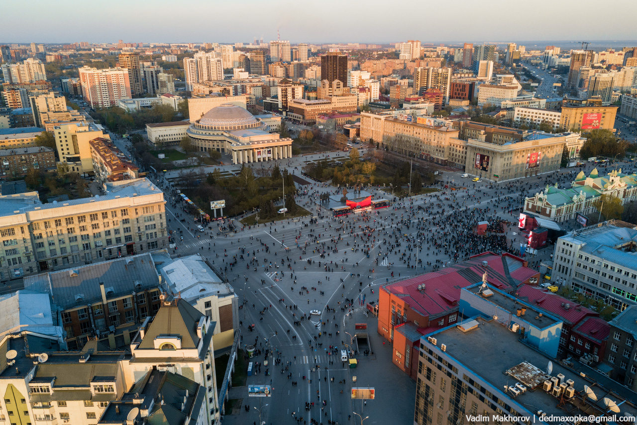 Новосибирск центр города площадь Ленина