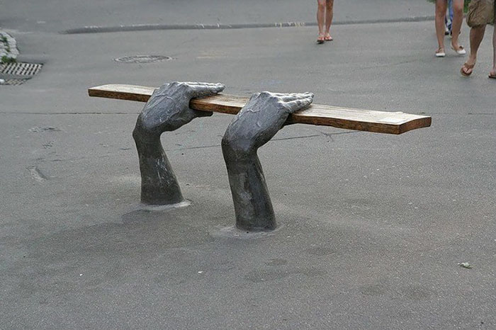 Самые креативные скамейки мира