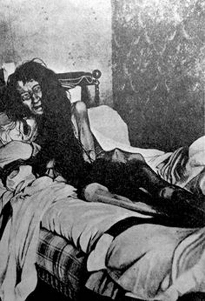 В 25 лет молодая красавица бесследно исчезла. Вот что нашла полиция у ее матери спустя четверть века! В 25 лет молодая красавица бесследно исчезла. Вот что нашла полиция у ее матери спустя четверть века!