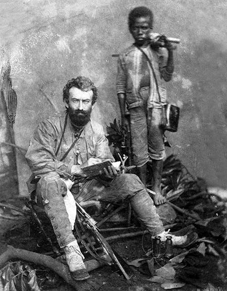 Миклухо-Маклай с папуасом Ахматом, 1875 год. Фото: <a href= <a href=