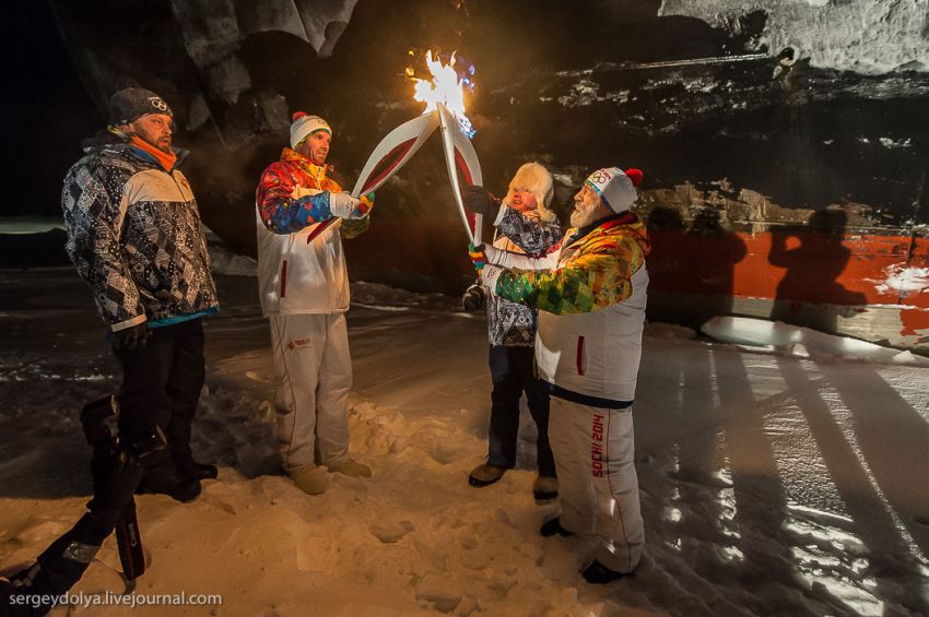 Олимпиада, огонь, факел, Северный Полюс