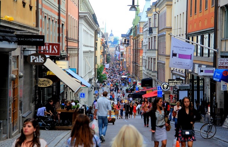 Улица Дроттнинггатан drottninggatan