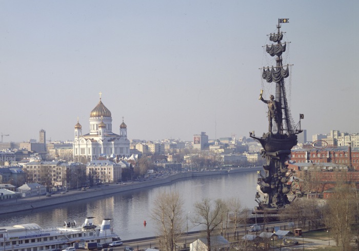 Памятник Петру I. Церетели. Памятник Петру I. Церетели.