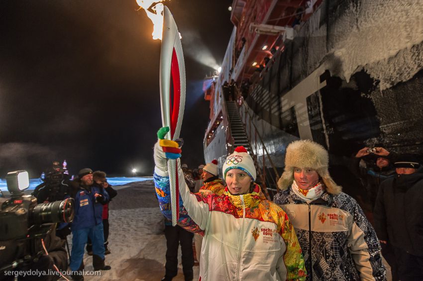 Олимпиада, огонь, факел, Северный Полюс