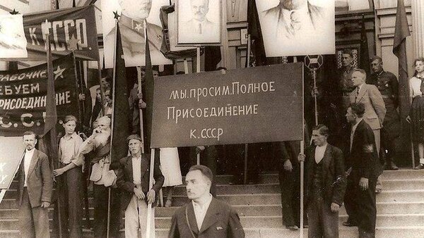 Евродепутат заявил, что Латвии не видать компенсаций от России за “советскую оккупацию” Евродепутат заявил, что Латвии не видать компенсаций от России за “советскую оккупацию”