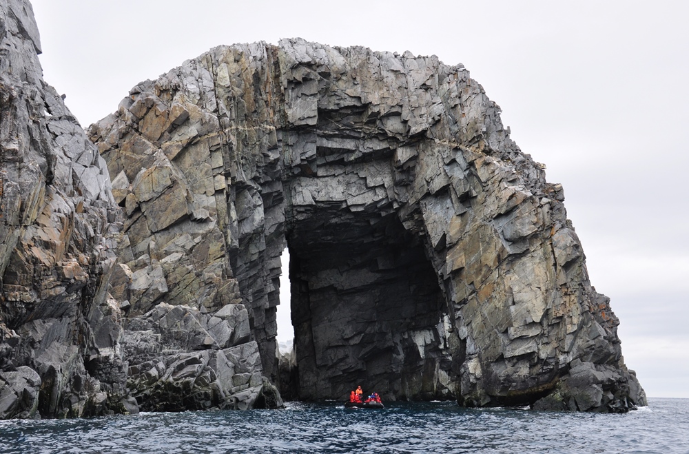 Антарктида. Скалистые лабиринты Spert Island и Школа Фотографии