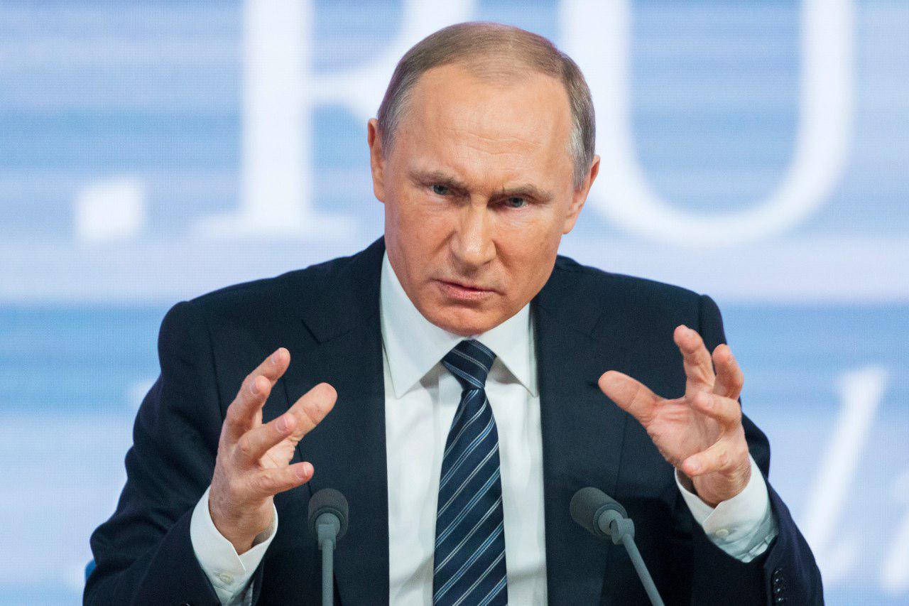 Вот этими вот руками: Путин «душит» Прибалтику