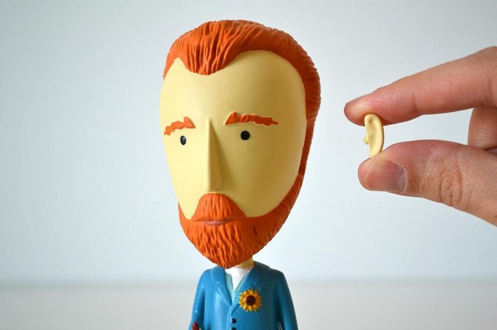 vincent-van-gogh-action-figure-todayisartday-1