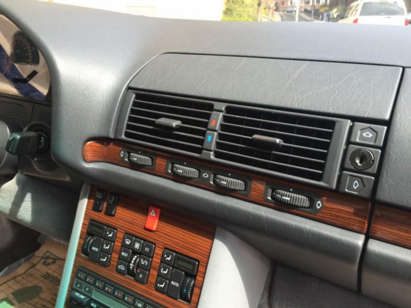 Два новых Мерседеса S-Класса W140, прямиком из 90-х Два новых Мерседеса S-Класса W140, прямиком из 90-х