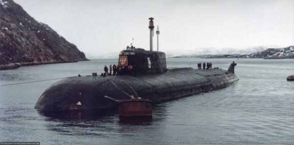 August 12 - the anniversary of the submarine "Kursk" Russian history