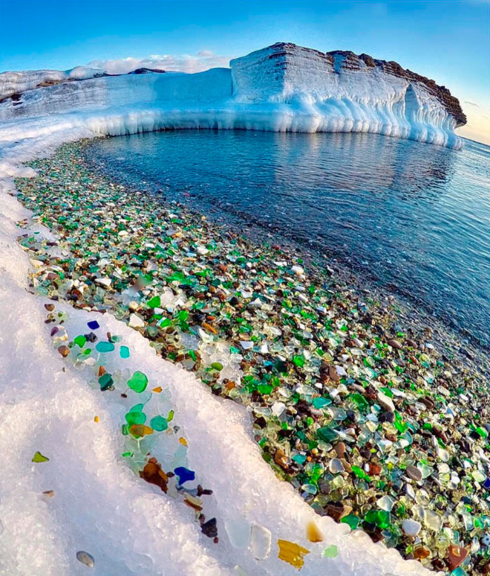 vodka-bottle-pebbles-glass-beach-ussuri-bay-russia-2