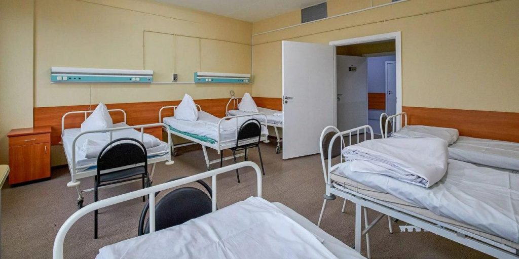 Собянин поручил предоставить медикам бесплатные услуги гостиниц и такси