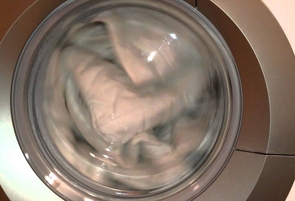 одеяло в стиральной машине