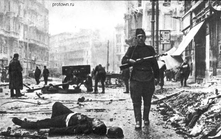 Мультатули Петр: В тот день когда взяли Берлин и фотографии Берлина 1945 Мультатули Петр: В тот день когда взяли Берлин и фотографии Берлина 1945