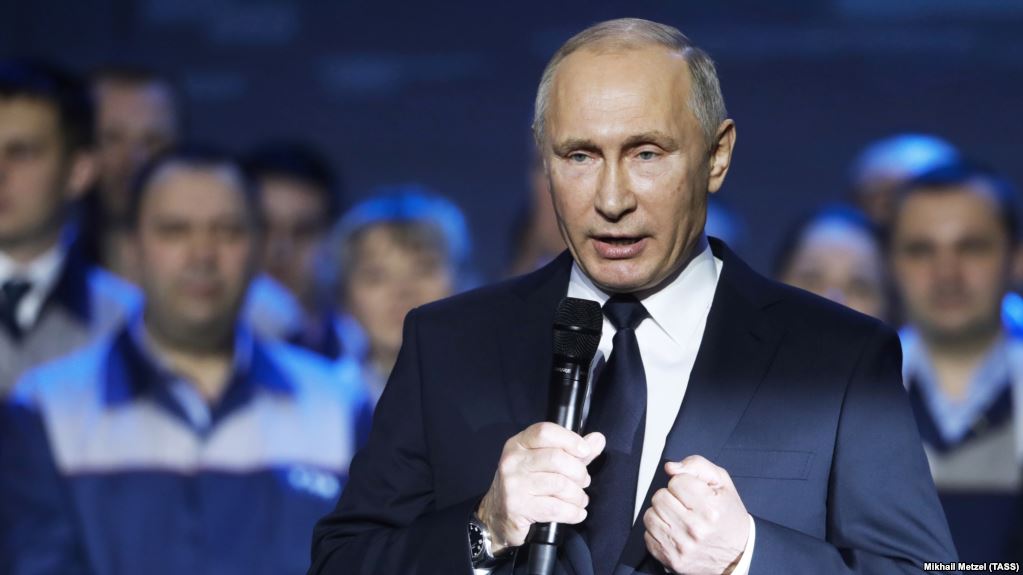 Владимир Путин на заводе ГАЗ в Нижнем Новгороде, 6 декабря 2017 г.