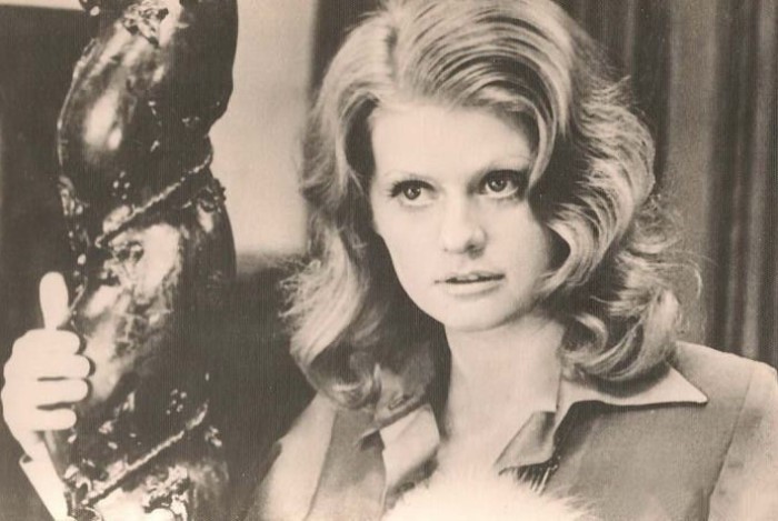 Ирина Муравьева в фильме *Чисто английское убийство*, 1974 | Фото: kino-teatr.ru Ирина Муравьева в фильме *Чисто английское убийство*, 1974 | Фото: kino-teatr.ru