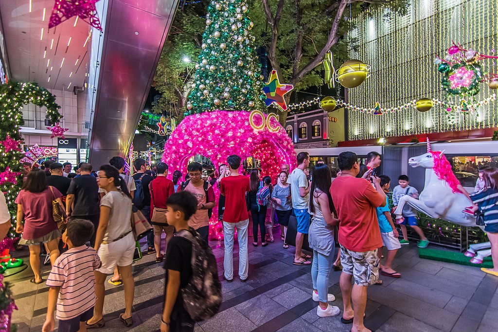 OchardRoad21 Ochard Road: Как выглядит самая известная улица Сингапура перед Рождеством и Новым годом