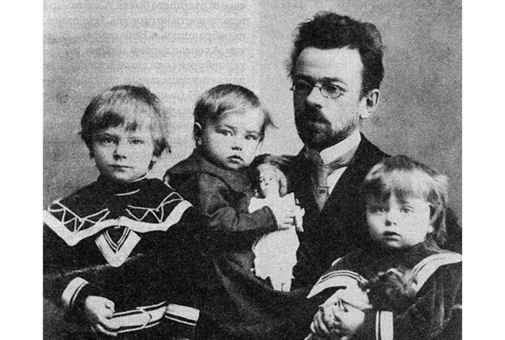 Как уральские большевики убивали родственников В.И. Ленина