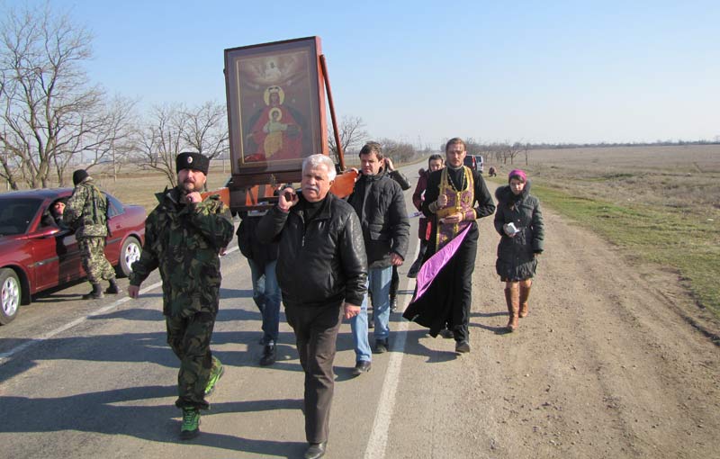 КРЫМ ПОБЕДИЛ ПРЕЖДЕ ВСЕГО - ДУХОВНО. Крестный ход и Благословение Богоматери над Крымом. (ВИДЕО, ФОТО