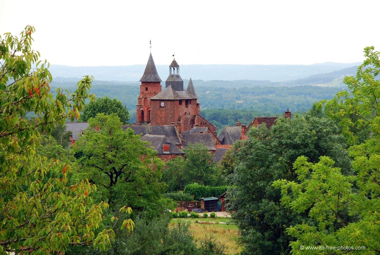   -- (Collonges-la-Rouge)