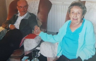 Британские супруги умерли с разницей в 1,5 часа после 67 лет совместной жизни Британские супруги умерли с разницей в 1,5 часа после 67 лет совместной жизни