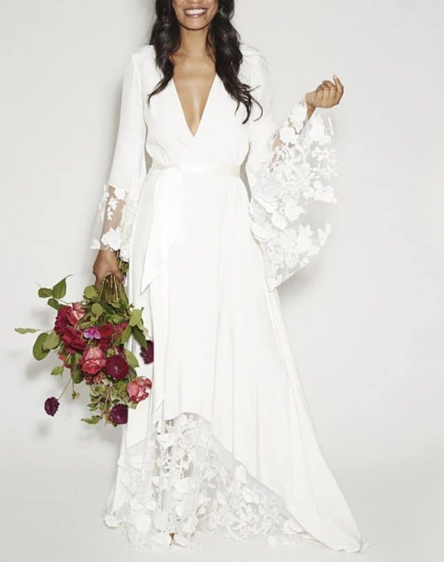 wedding_dresses_bell_sleeves