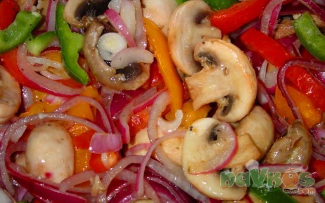 Салаты с шампиньонами свежими рецепты с простые и вкусные Салаты с шампиньонами свежими рецепты с простые и вкусные