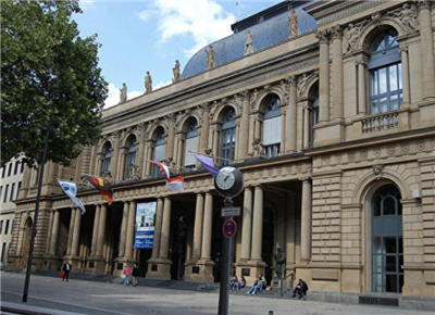 Фондовые биржи Европы в основном выросли на дорогой нефти Фондовые биржи Европы в основном выросли на дорогой нефти